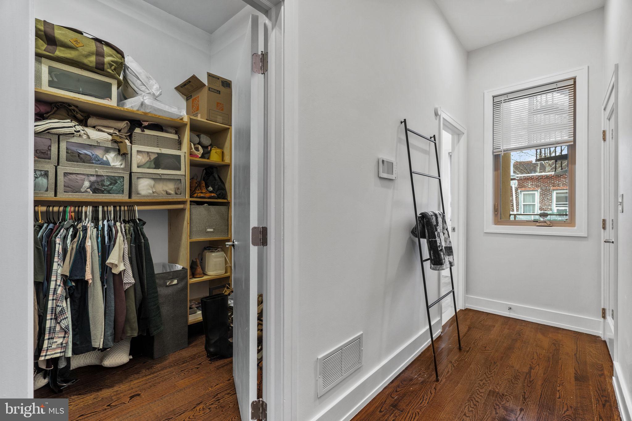 1516 N PALETHORP STREET