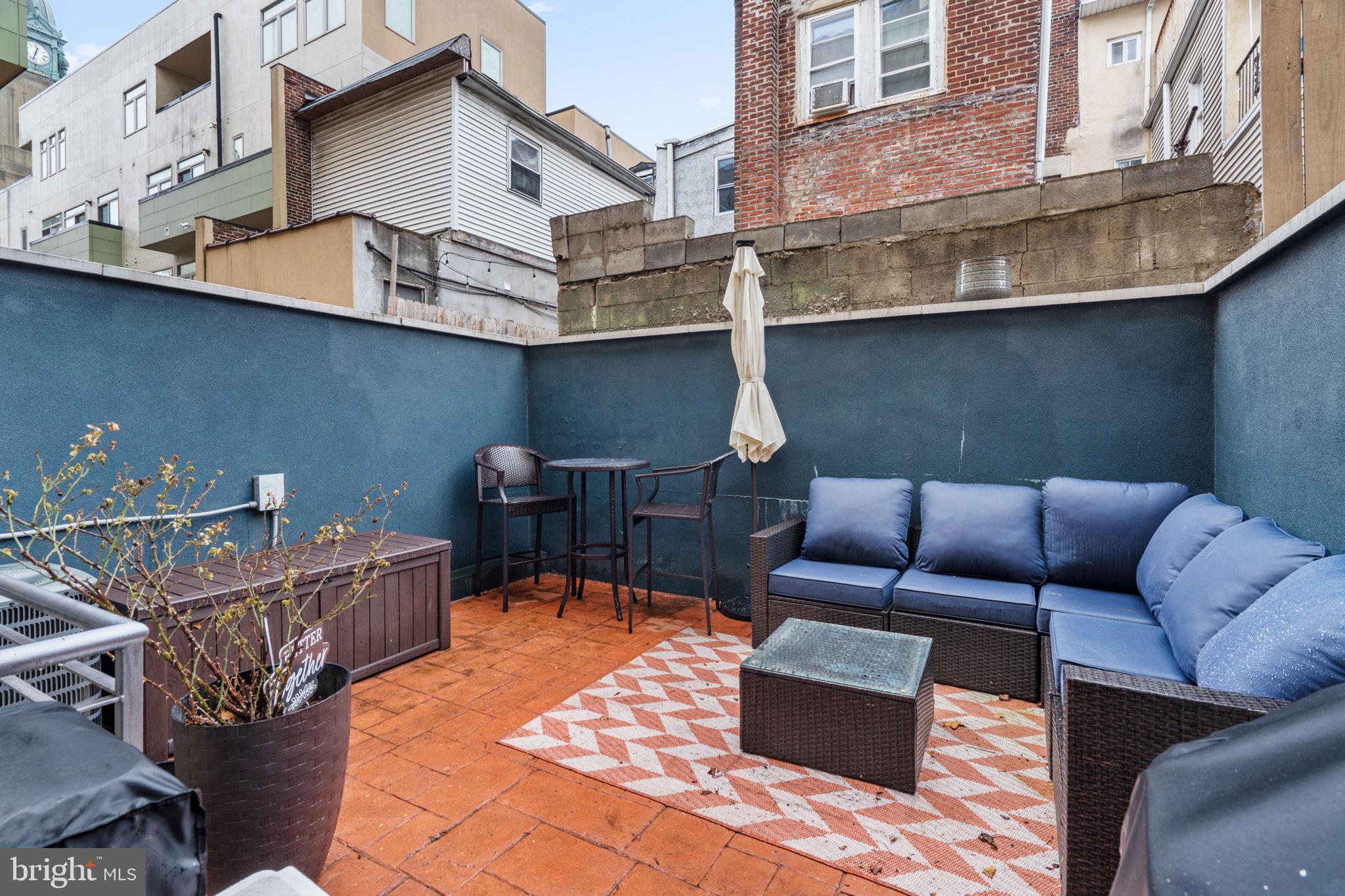 1516 N PALETHORP STREET