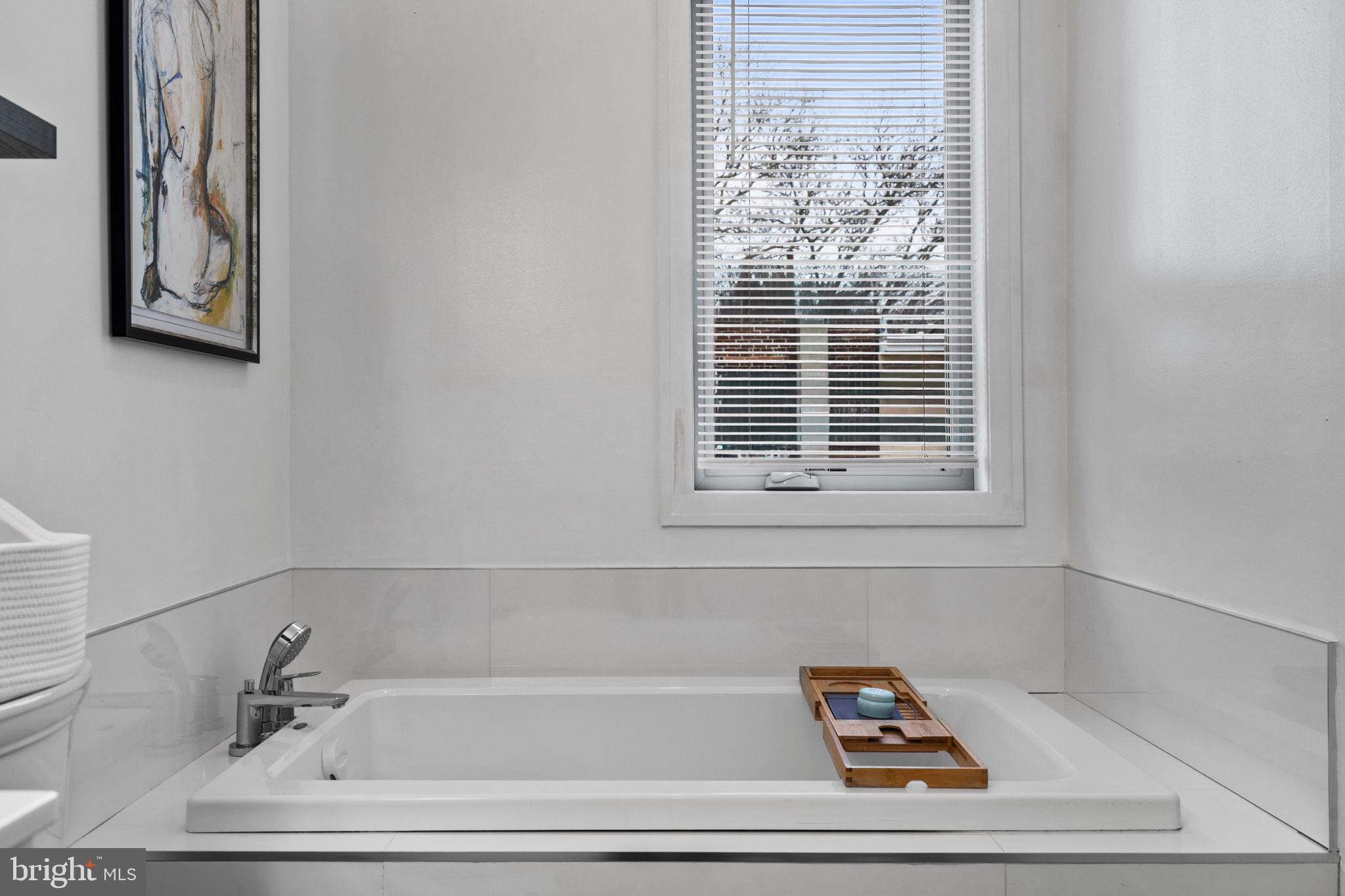 1516 N PALETHORP STREET