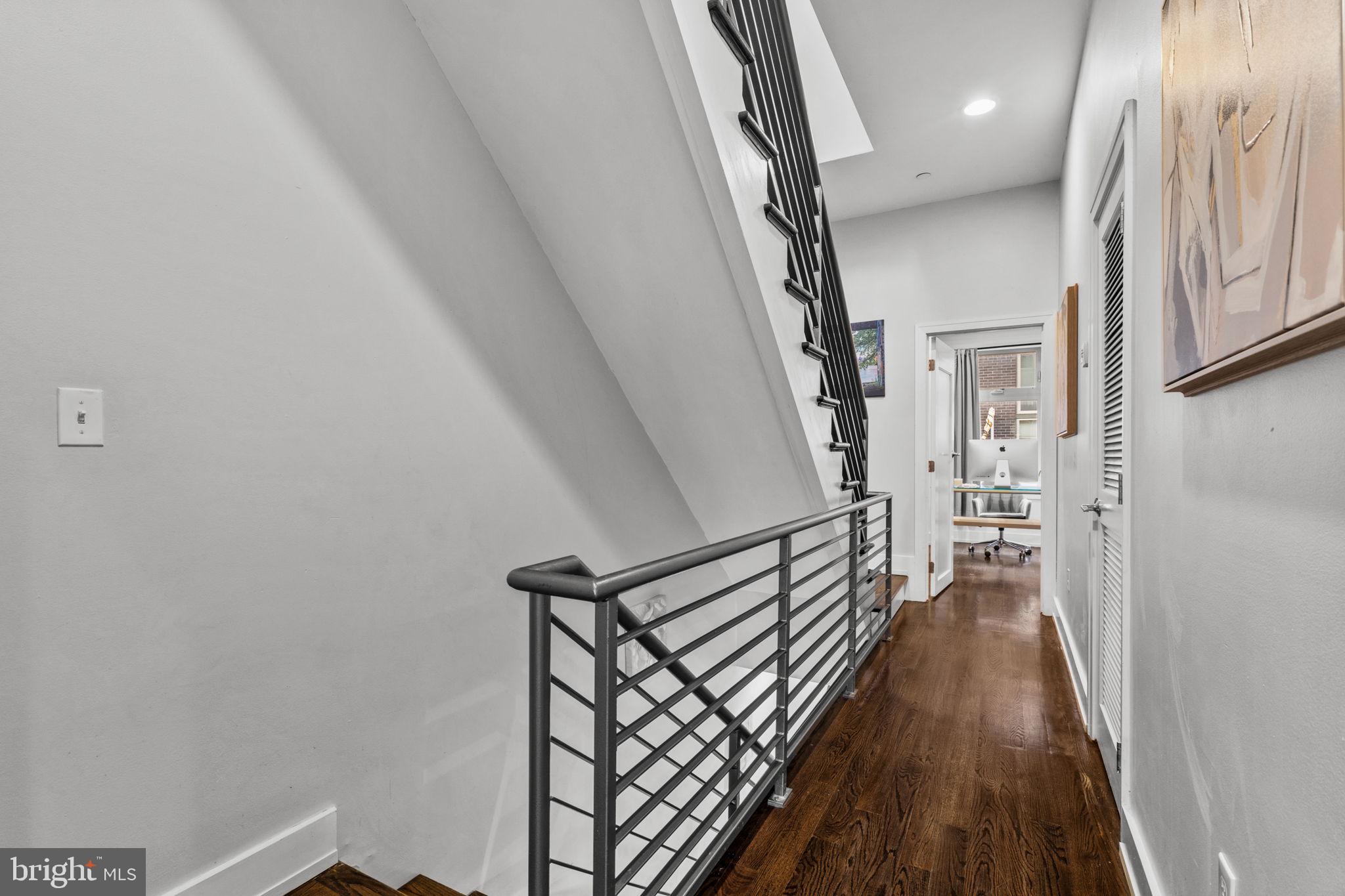 1516 N PALETHORP STREET