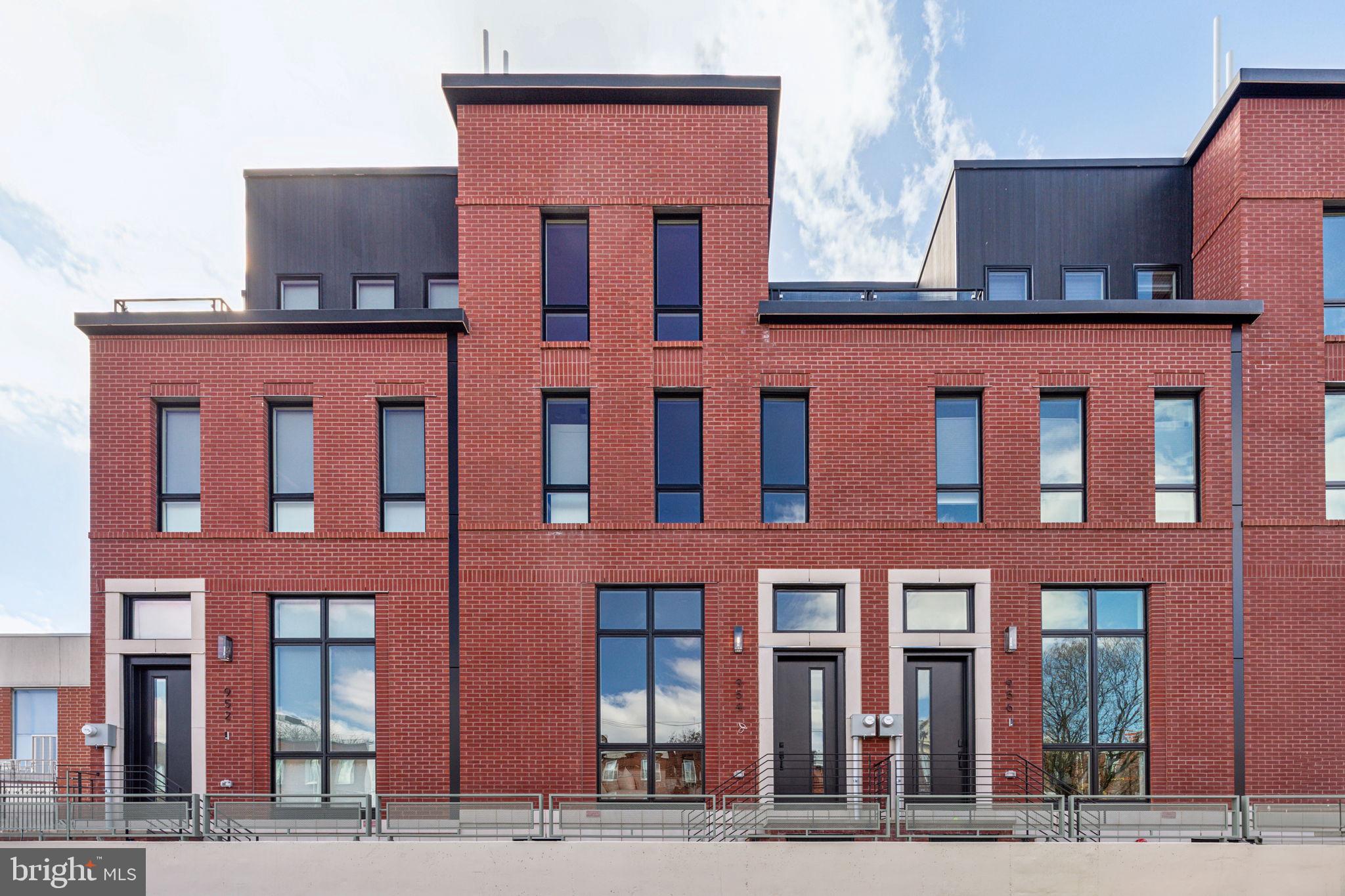 954 N 6TH STREET