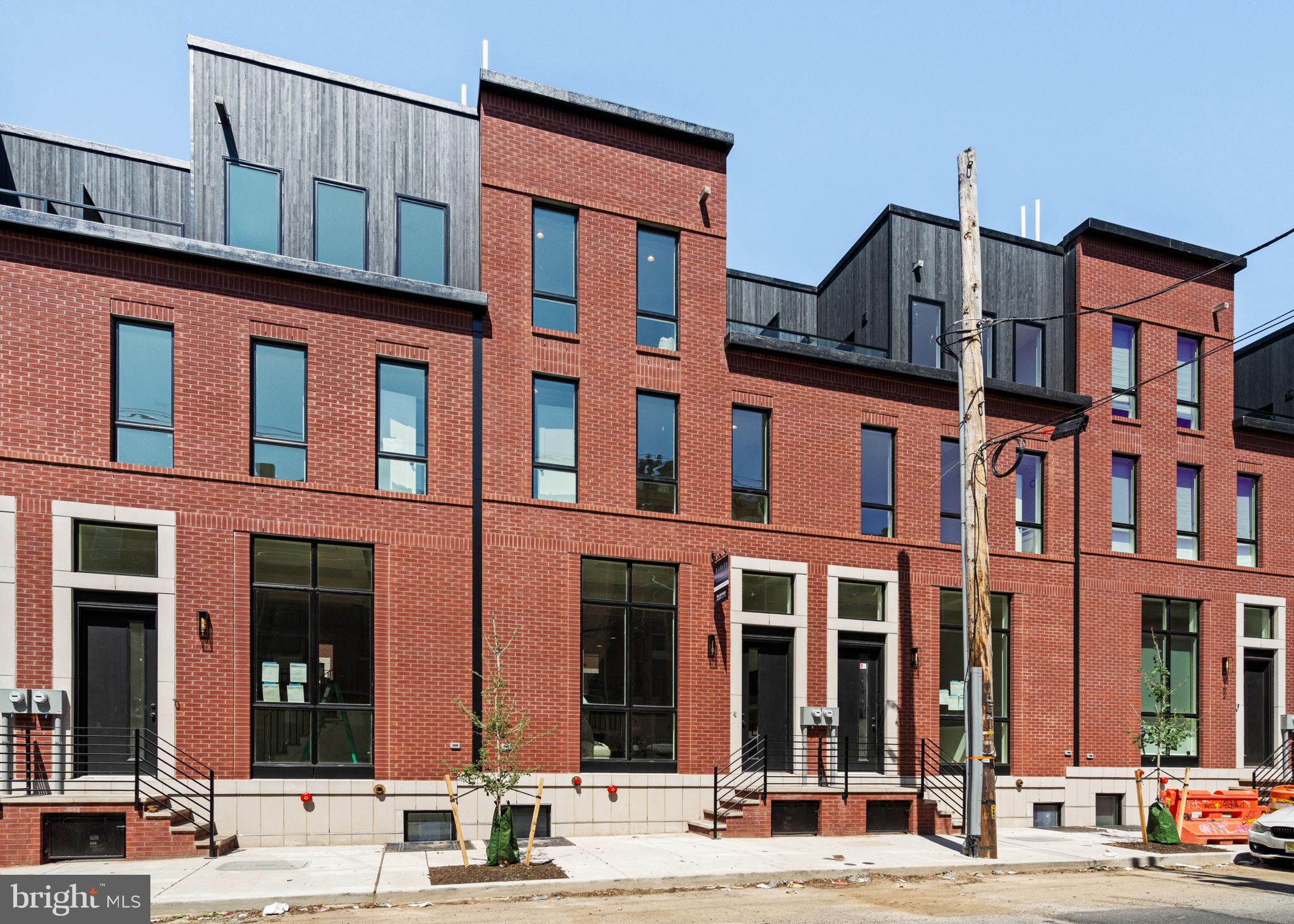 954 N 6TH STREET