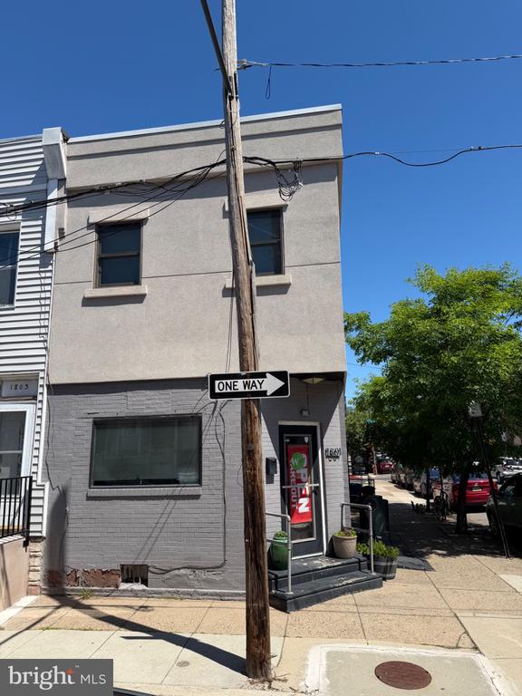 1801 DALY STREET