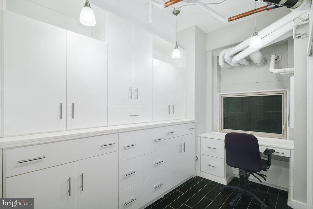 1737 CHESTNUT STREET Unit: 301