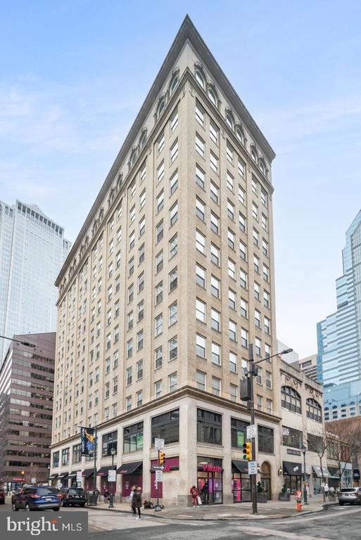 1737 CHESTNUT STREET Unit: 301
