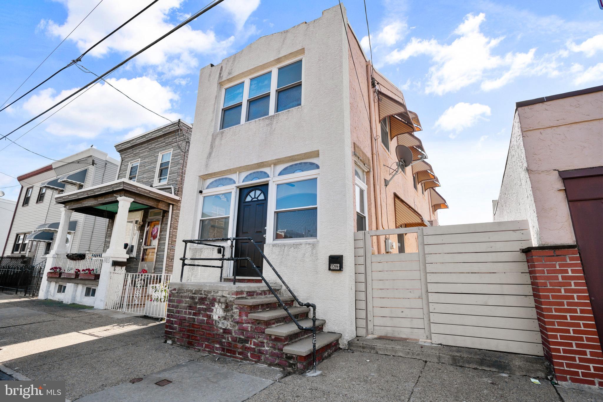 4613 EDGEMONT STREET