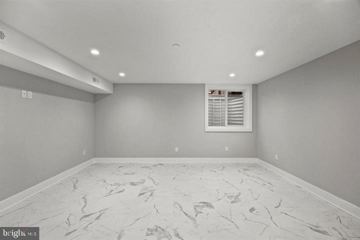 2632 TULIP STREET