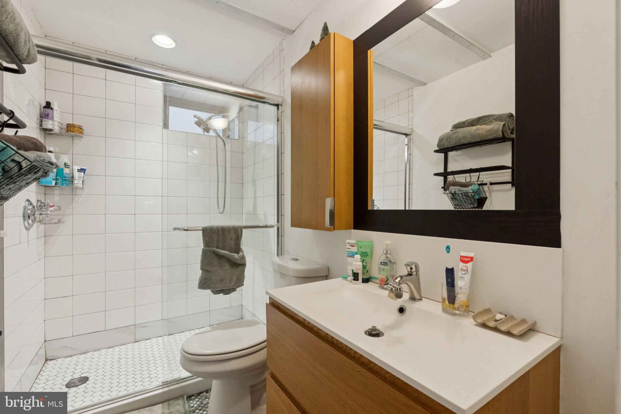 2101 KIMBALL STREET 1