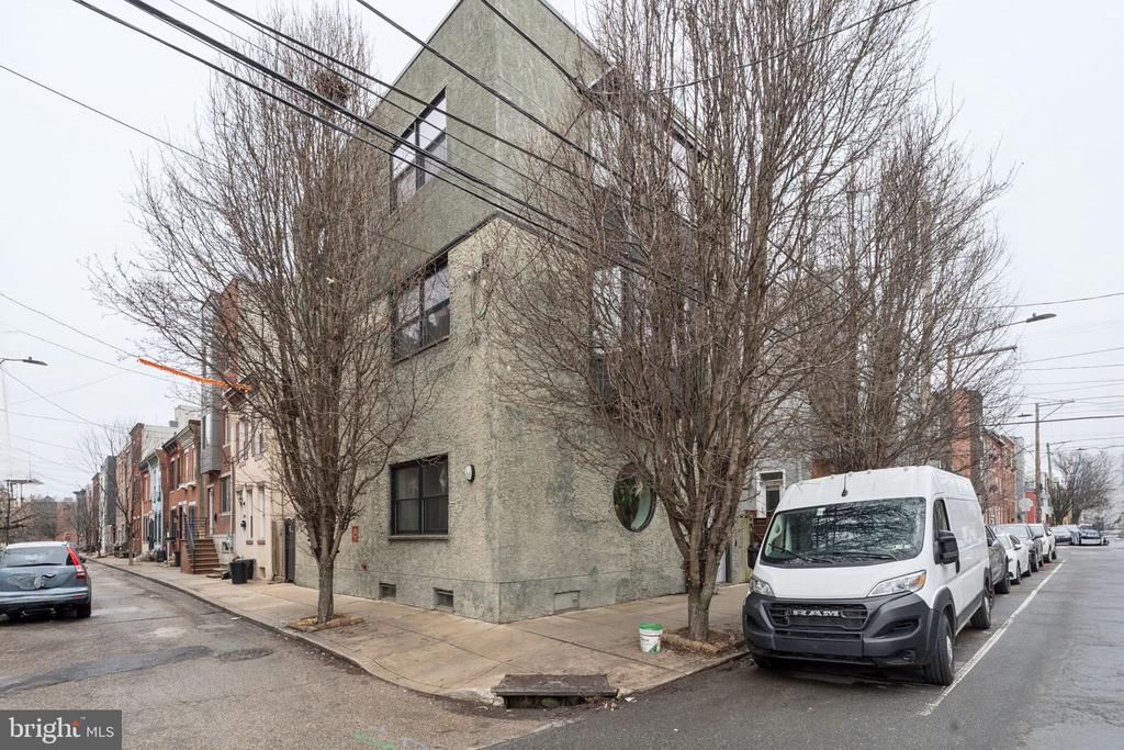 2101 KIMBALL STREET 1
