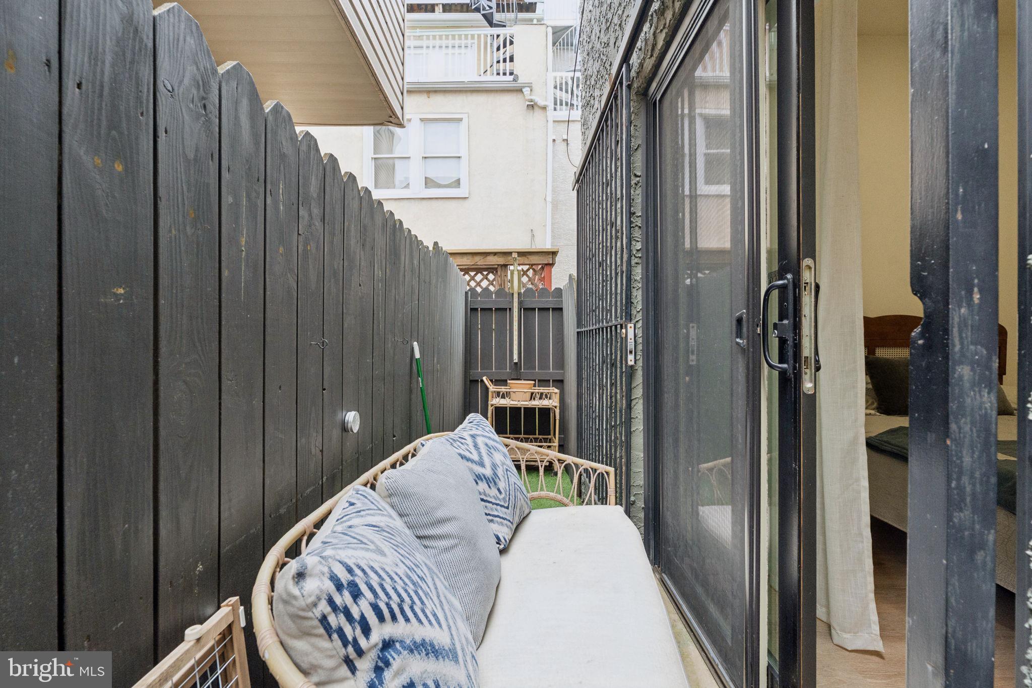 2101 KIMBALL STREET 1