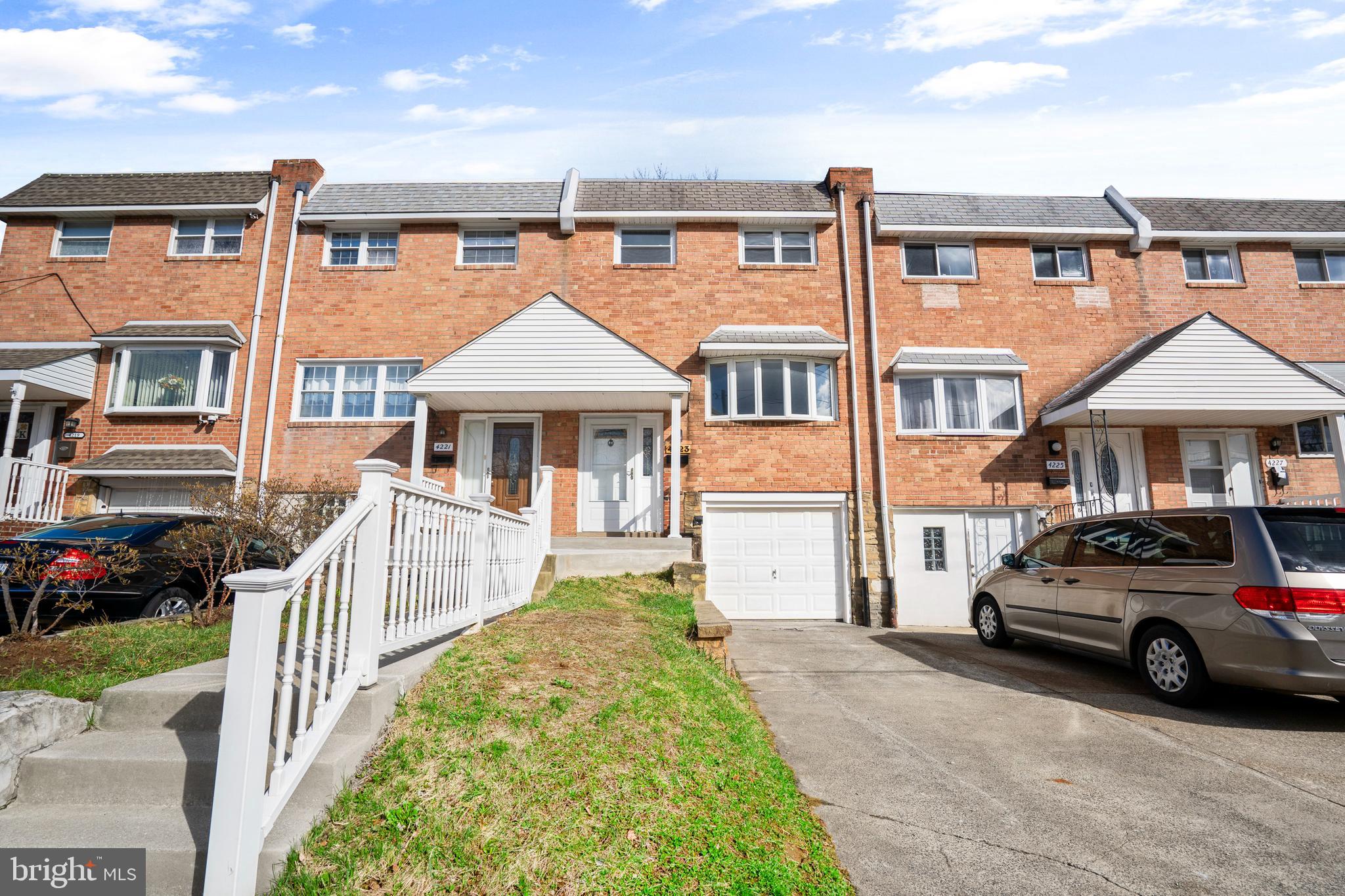 4223 GREENMOUNT ROAD