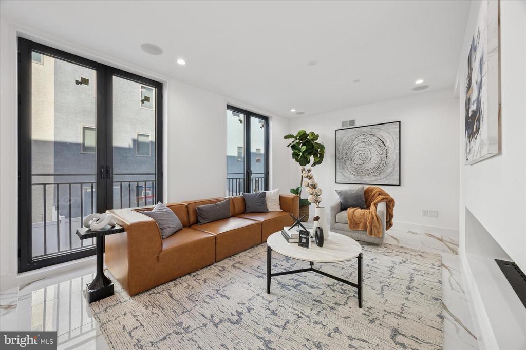 1922 GEARY STREET 9