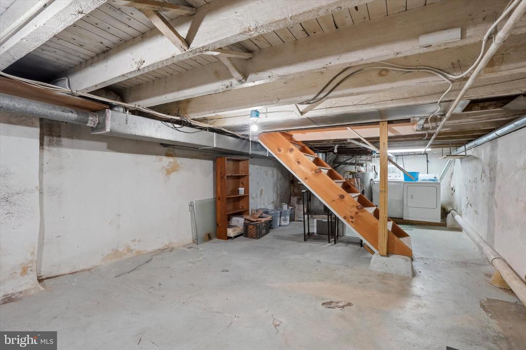 725 KIMBALL STREET