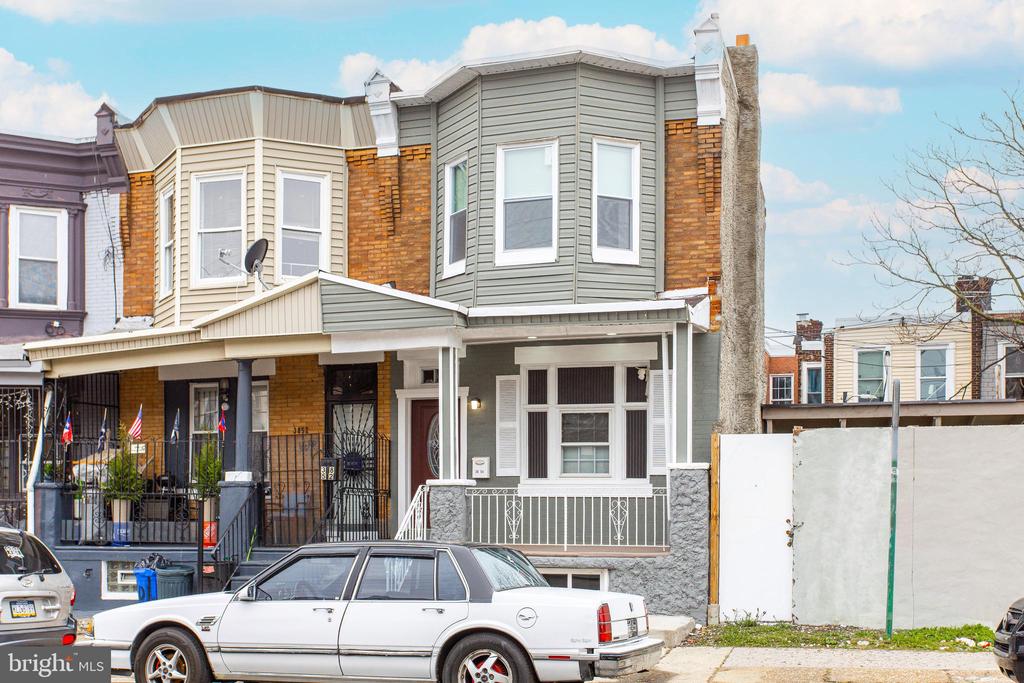 3854 N 9TH STREET