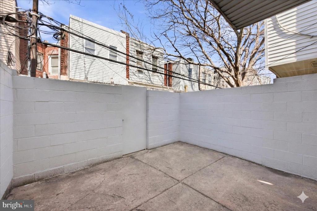 2625 GERRITT STREET