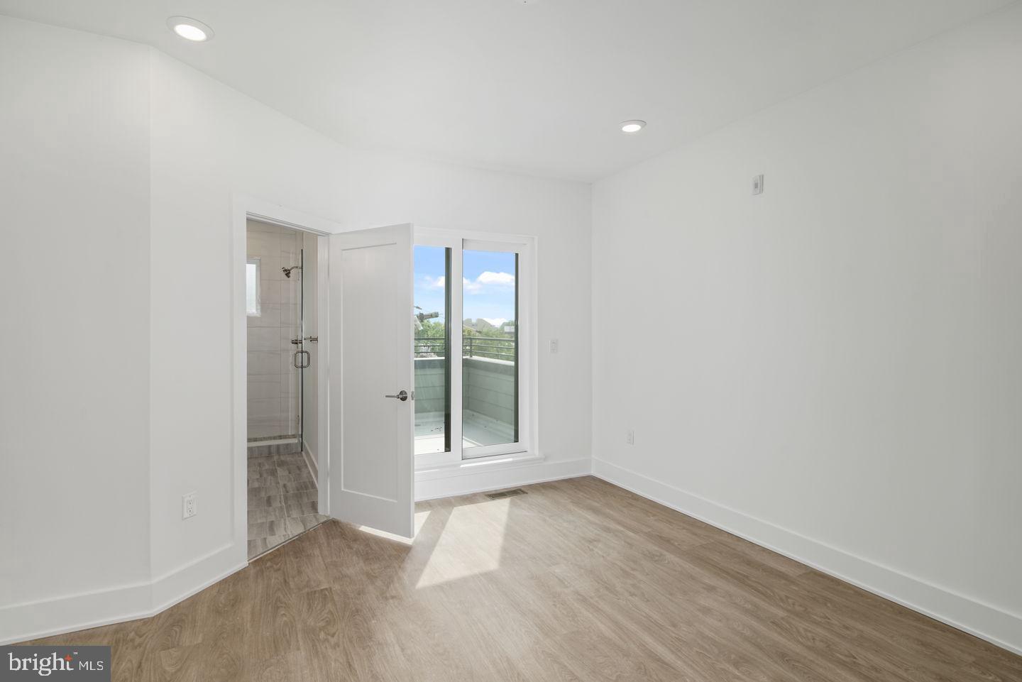 2721 FEDERAL STREET 3