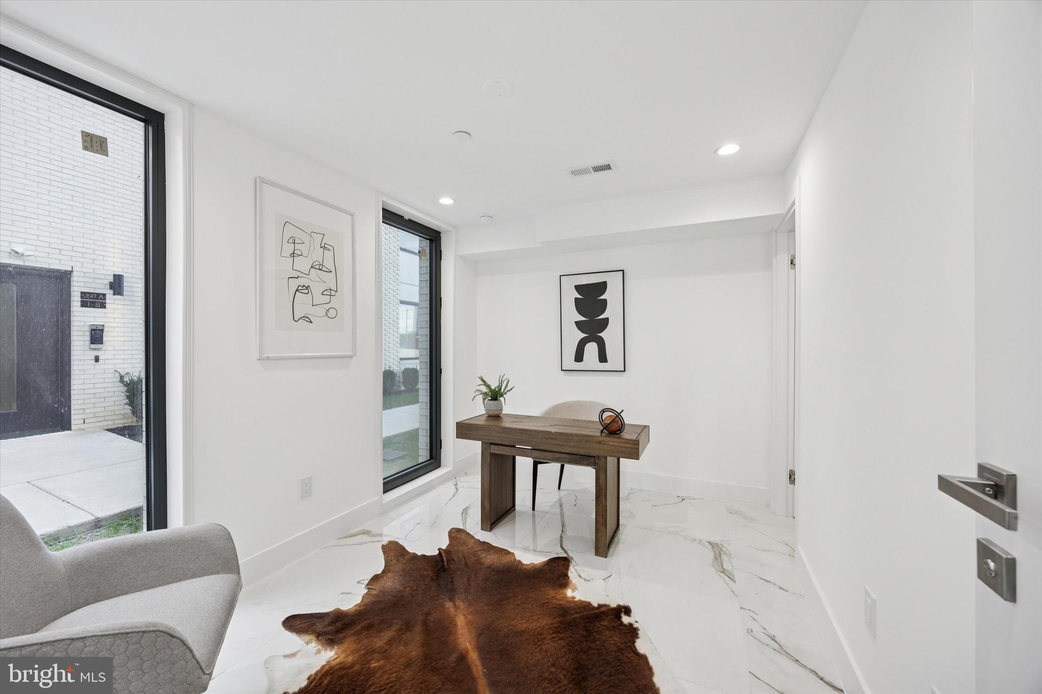 1922 GEARY STREET 8