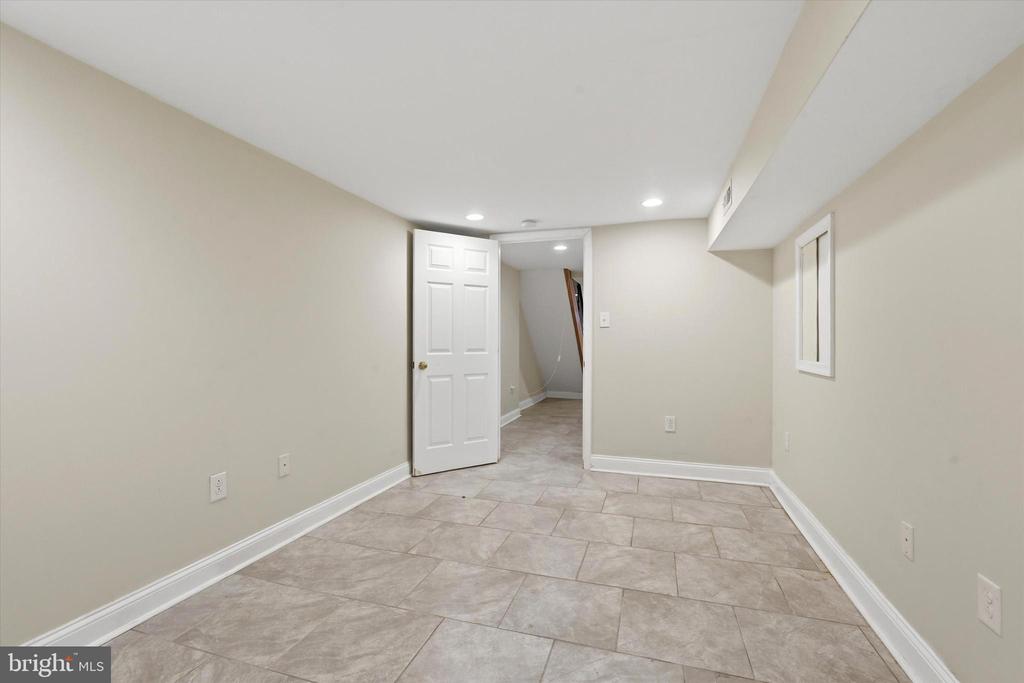 1523 S 4TH STREET