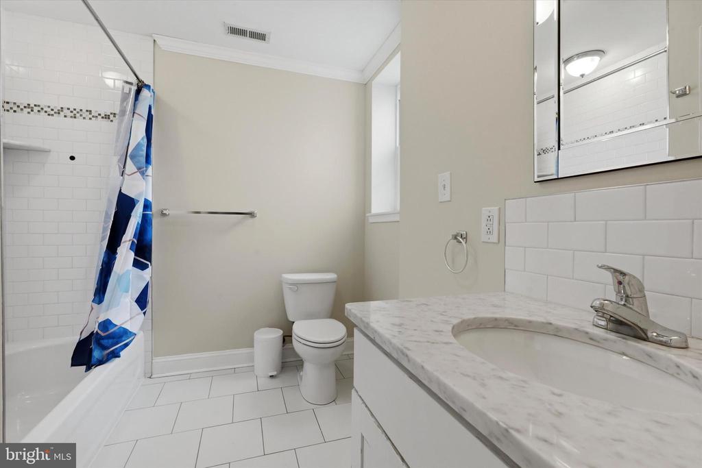 1523 S 4TH STREET