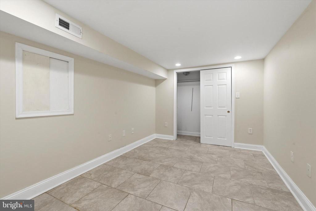 1523 S 4TH STREET