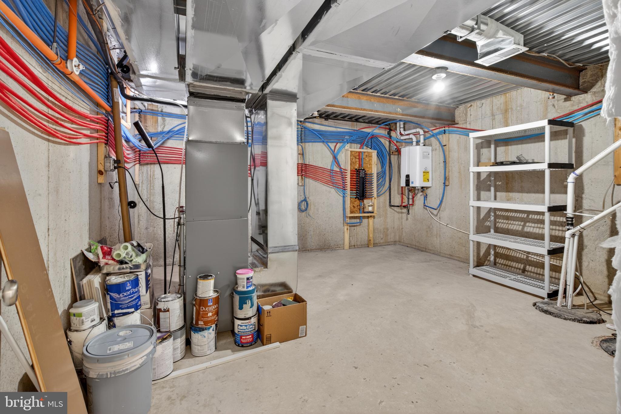 1602 N BODINE STREET