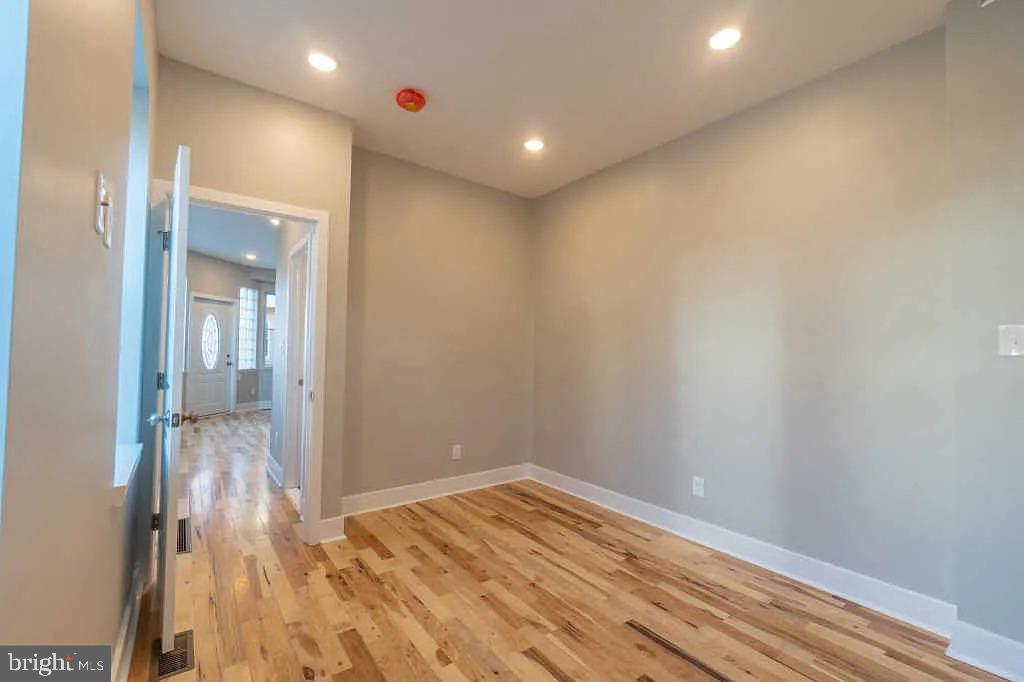 2000 S OPAL STREET 1