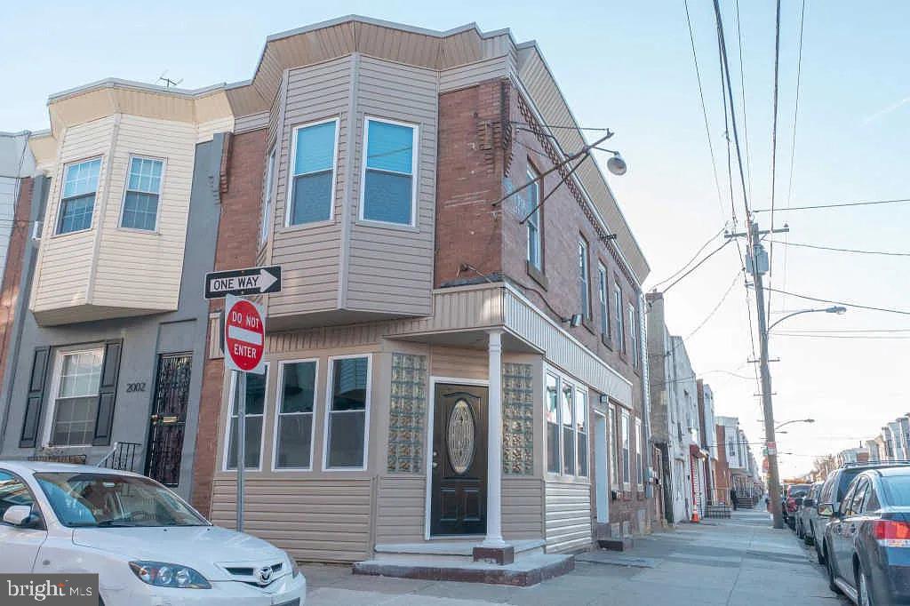 2000 S OPAL STREET 1