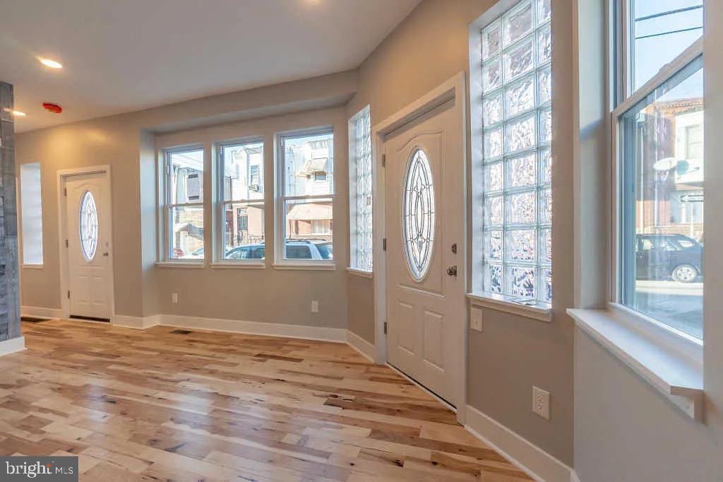 2000 S OPAL STREET 1