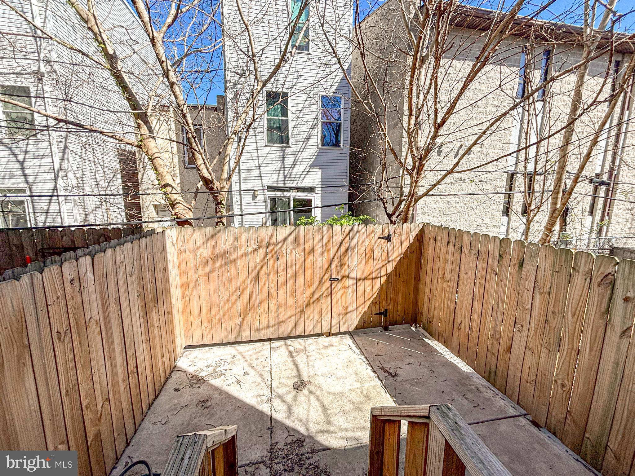 1439 S TAYLOR STREET