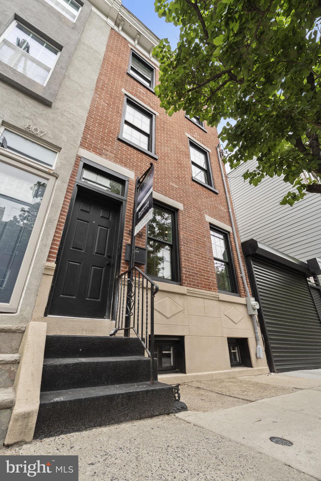 809 S 19TH STREET