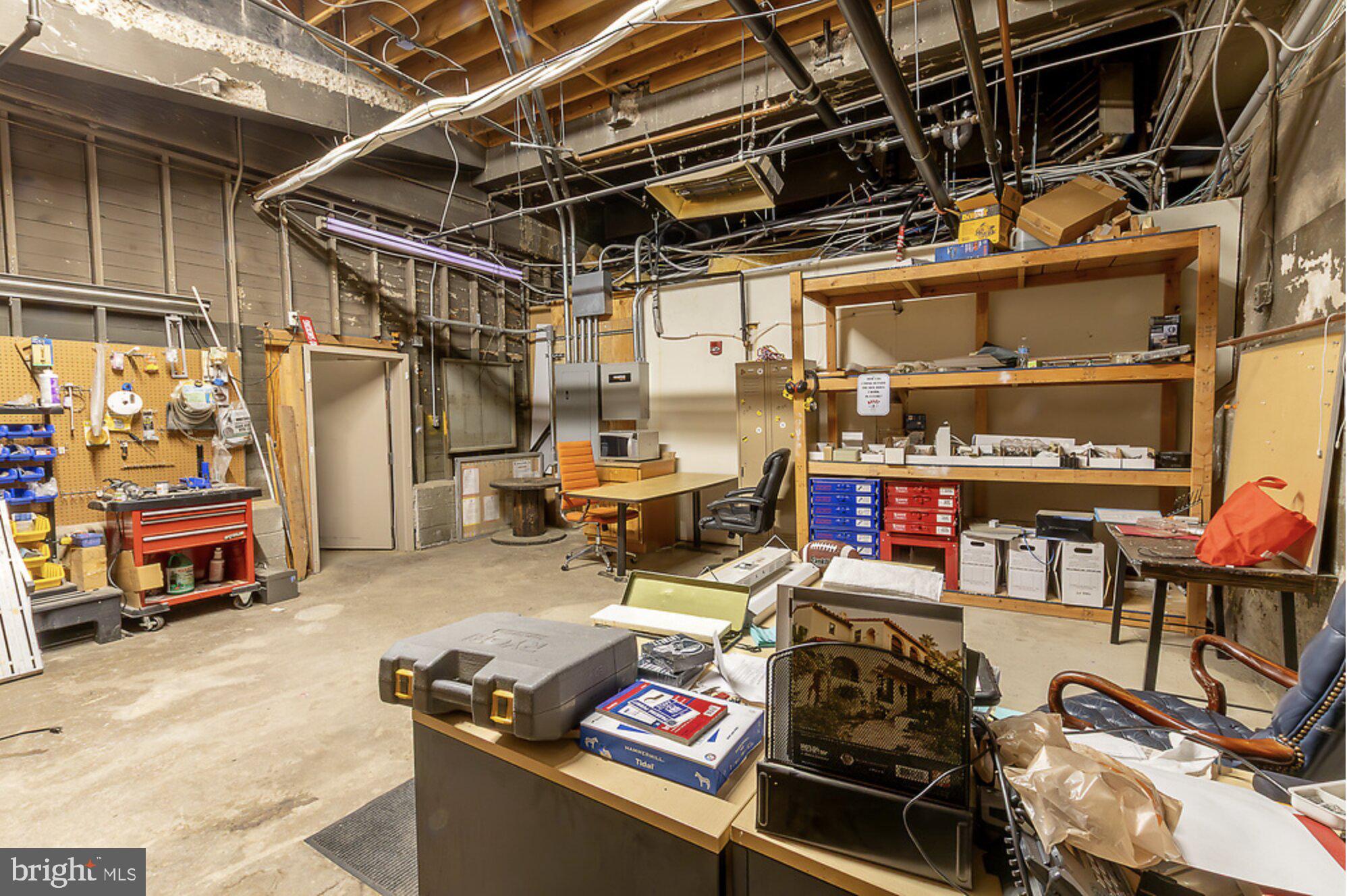 53 E ARMAT STREET 69 1ST FLOOR