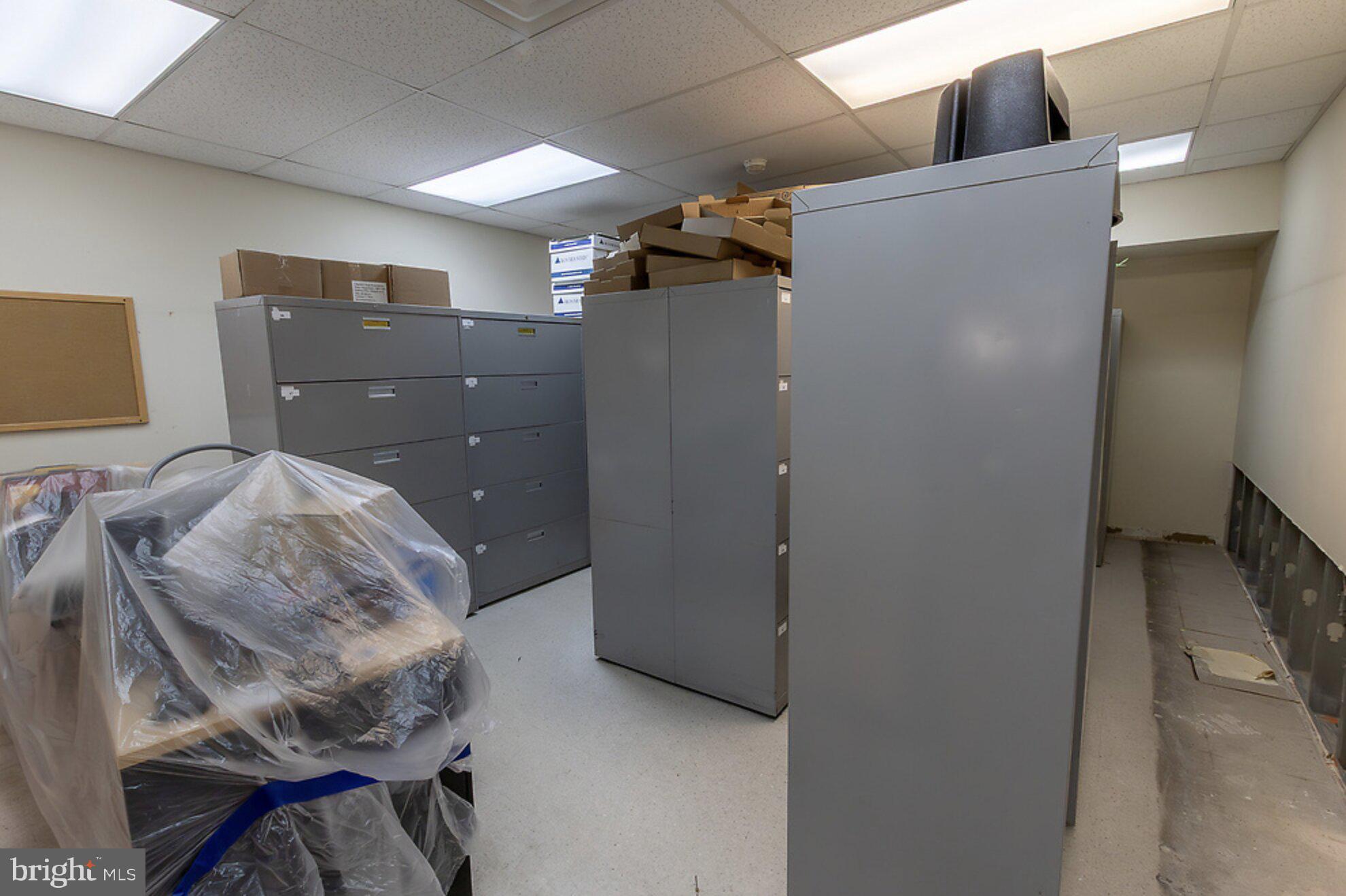 53 E ARMAT STREET 69 1ST FLOOR