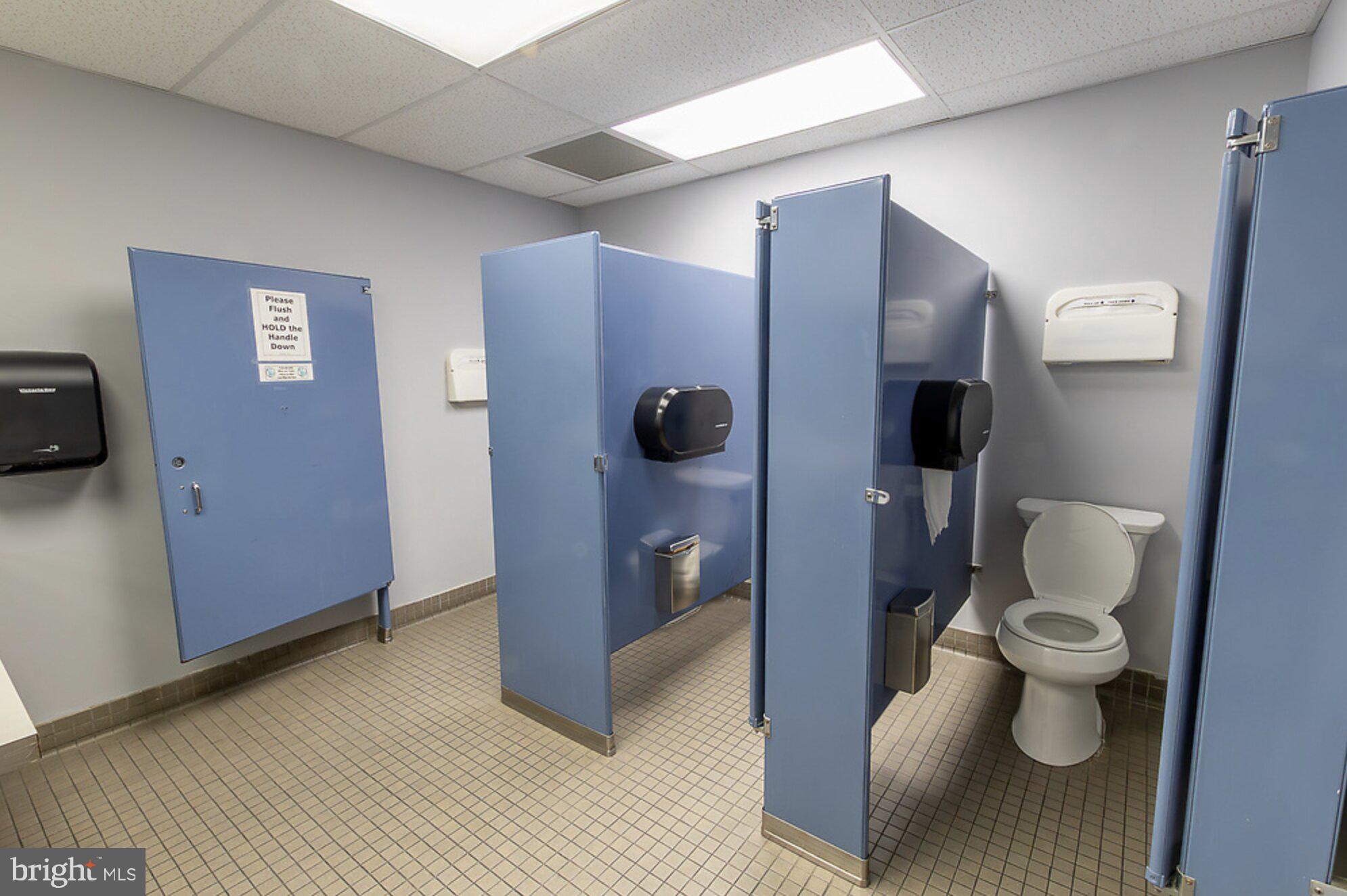 53 E ARMAT STREET 69 1ST FLOOR