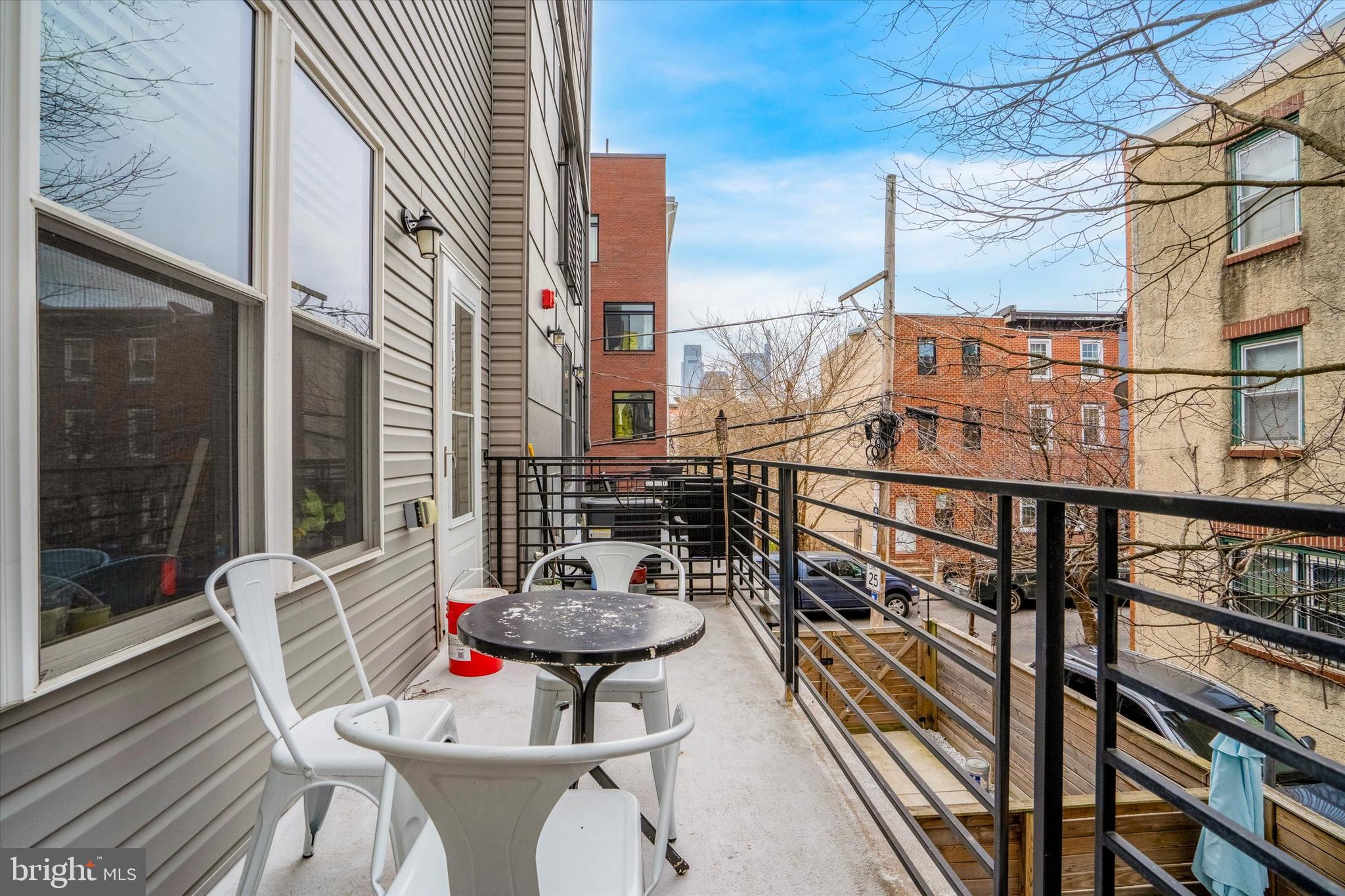 818 N 16TH STREET 2