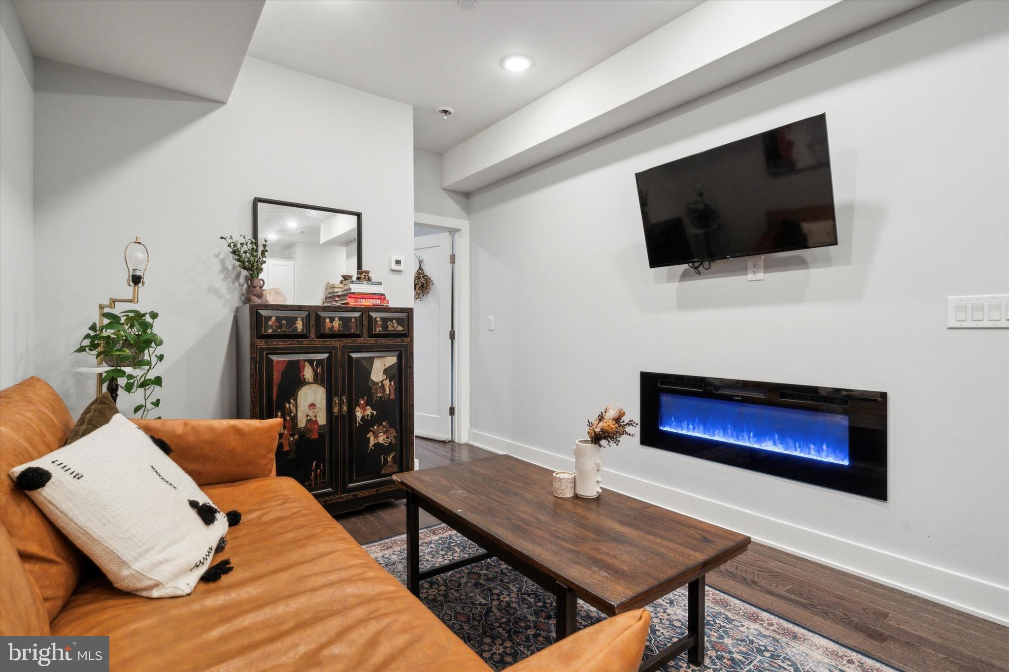 818 N 16TH STREET 2