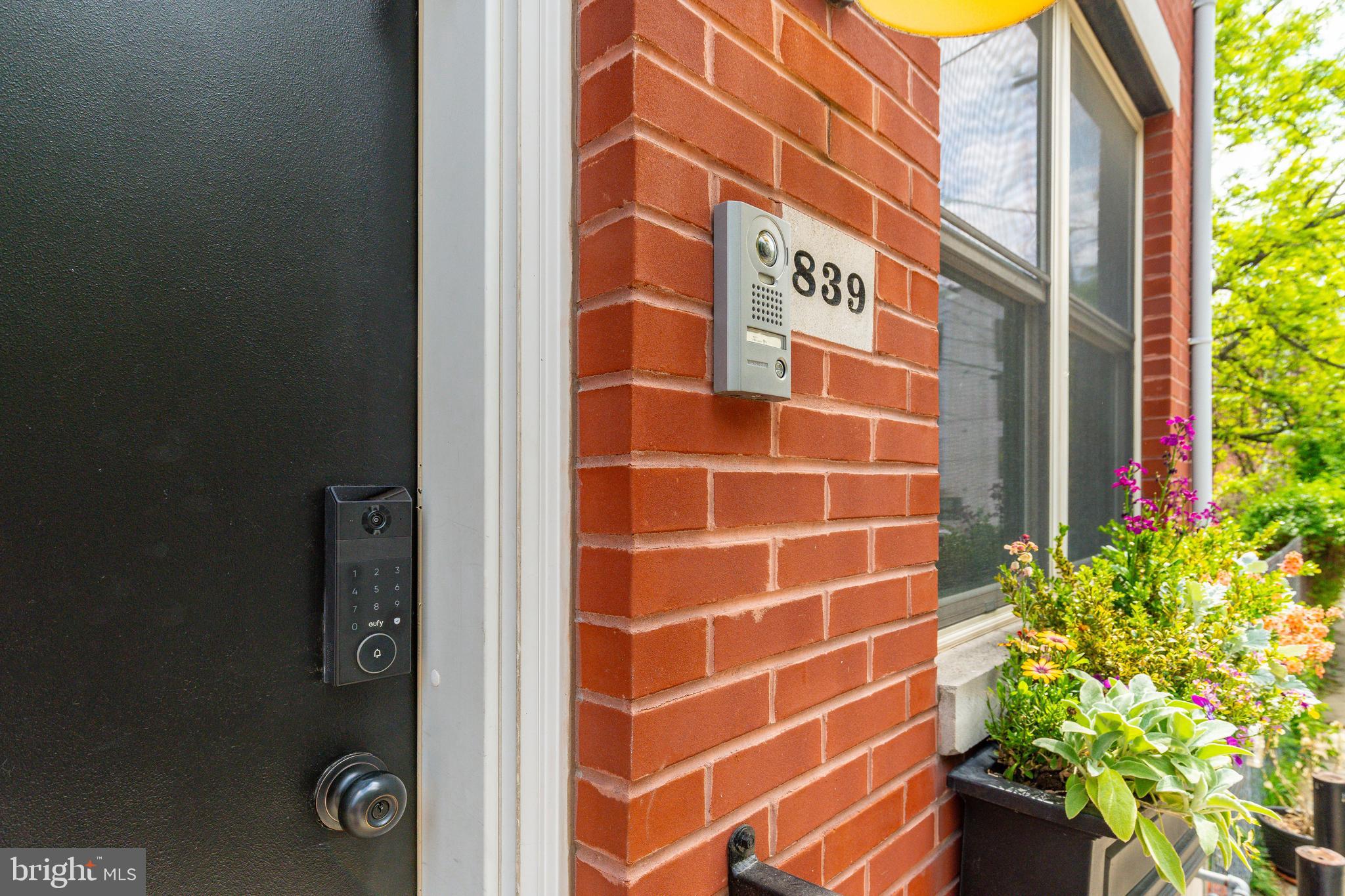 839 PERKIOMEN STREET