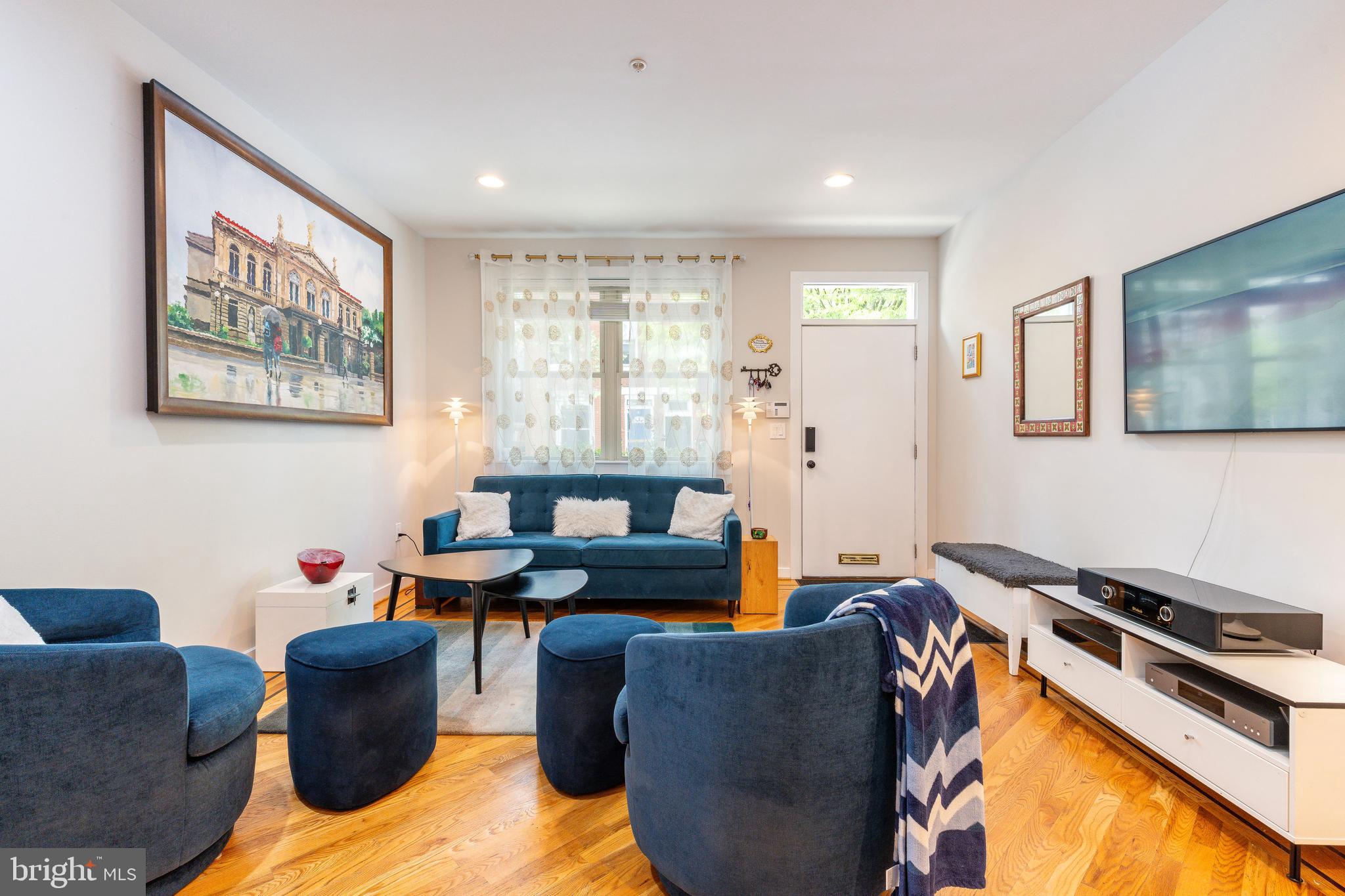 839 PERKIOMEN STREET