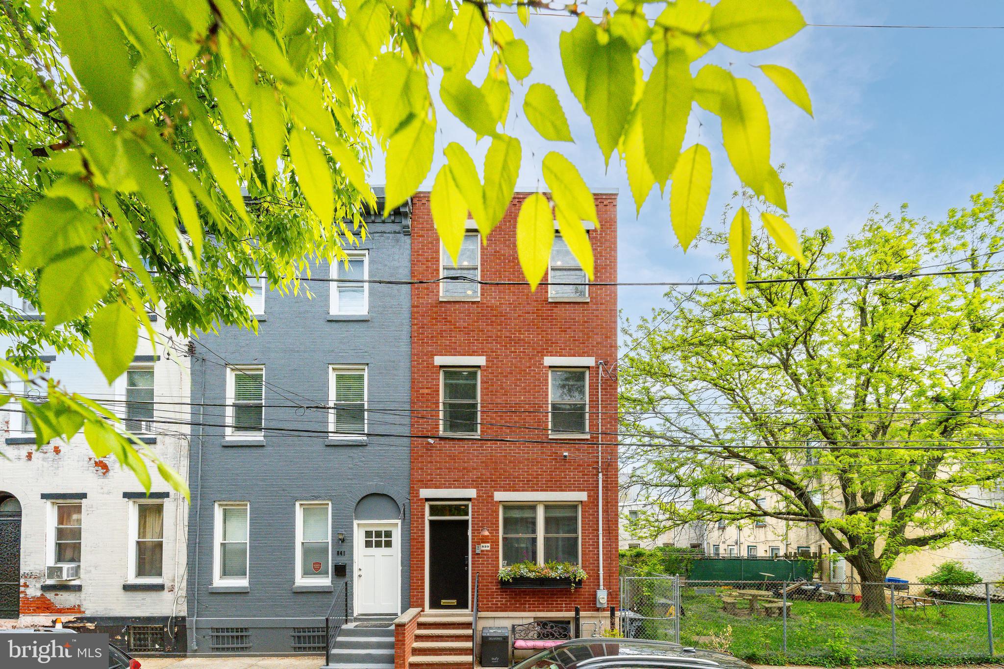 839 PERKIOMEN STREET