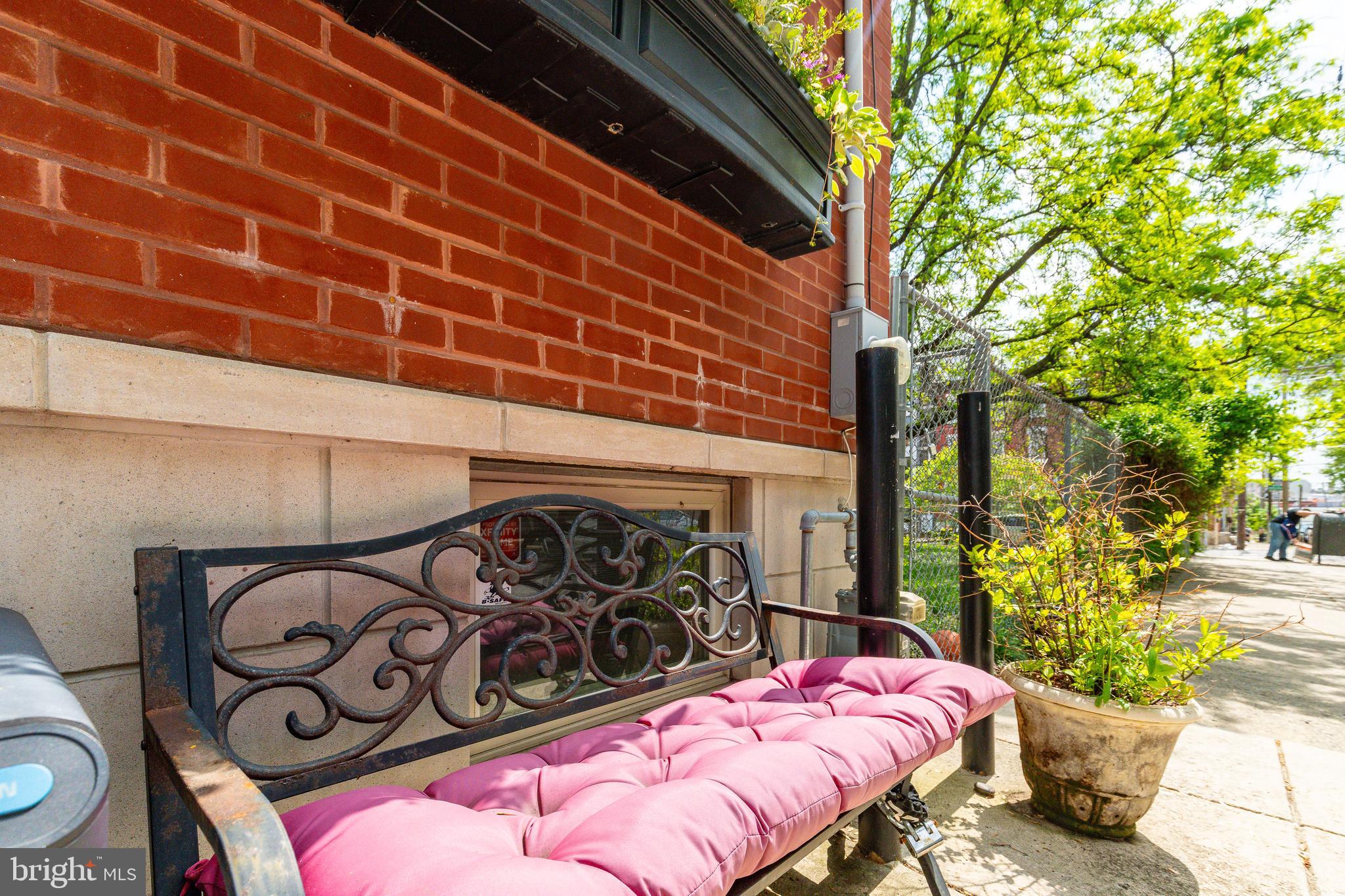 839 PERKIOMEN STREET