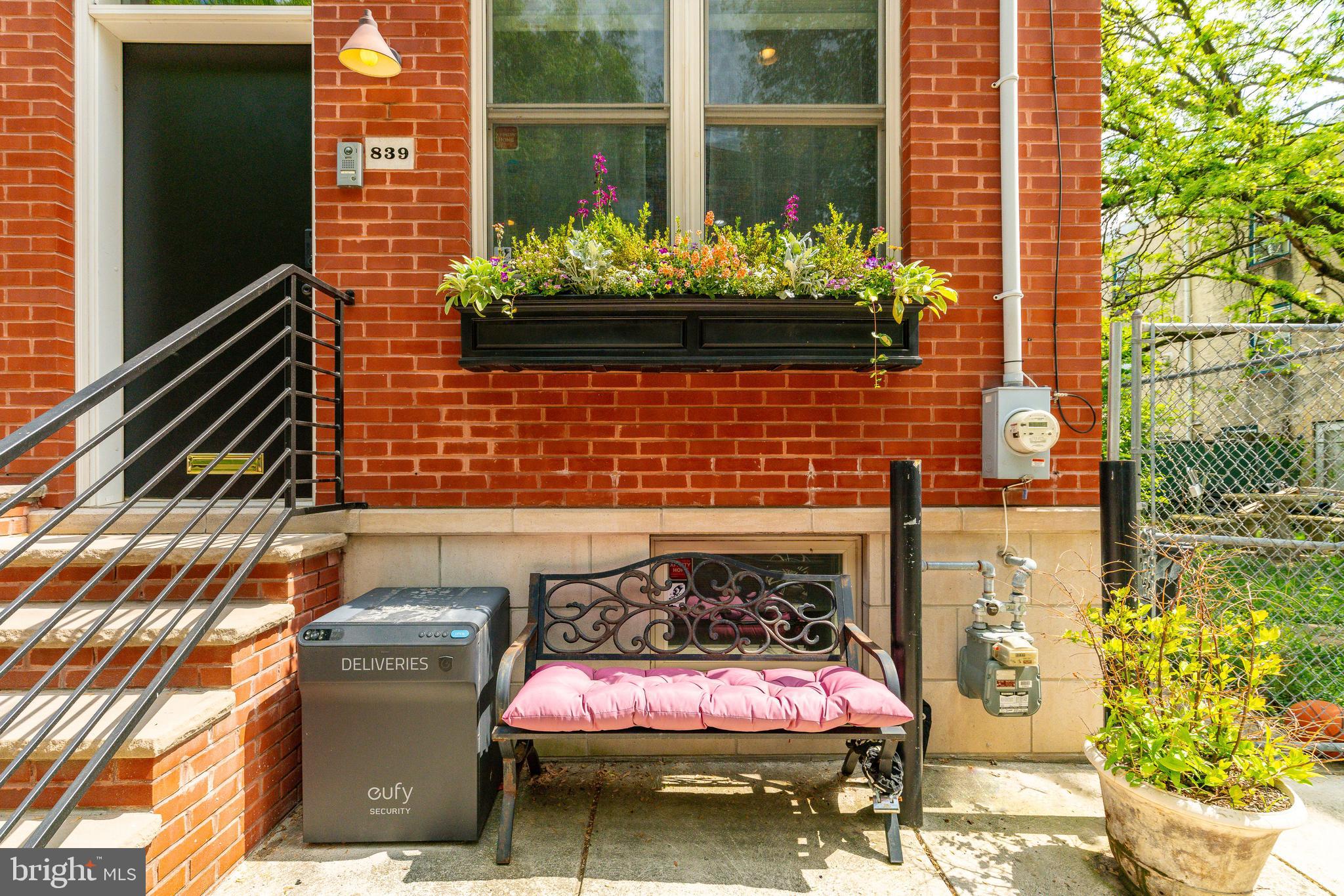 839 PERKIOMEN STREET