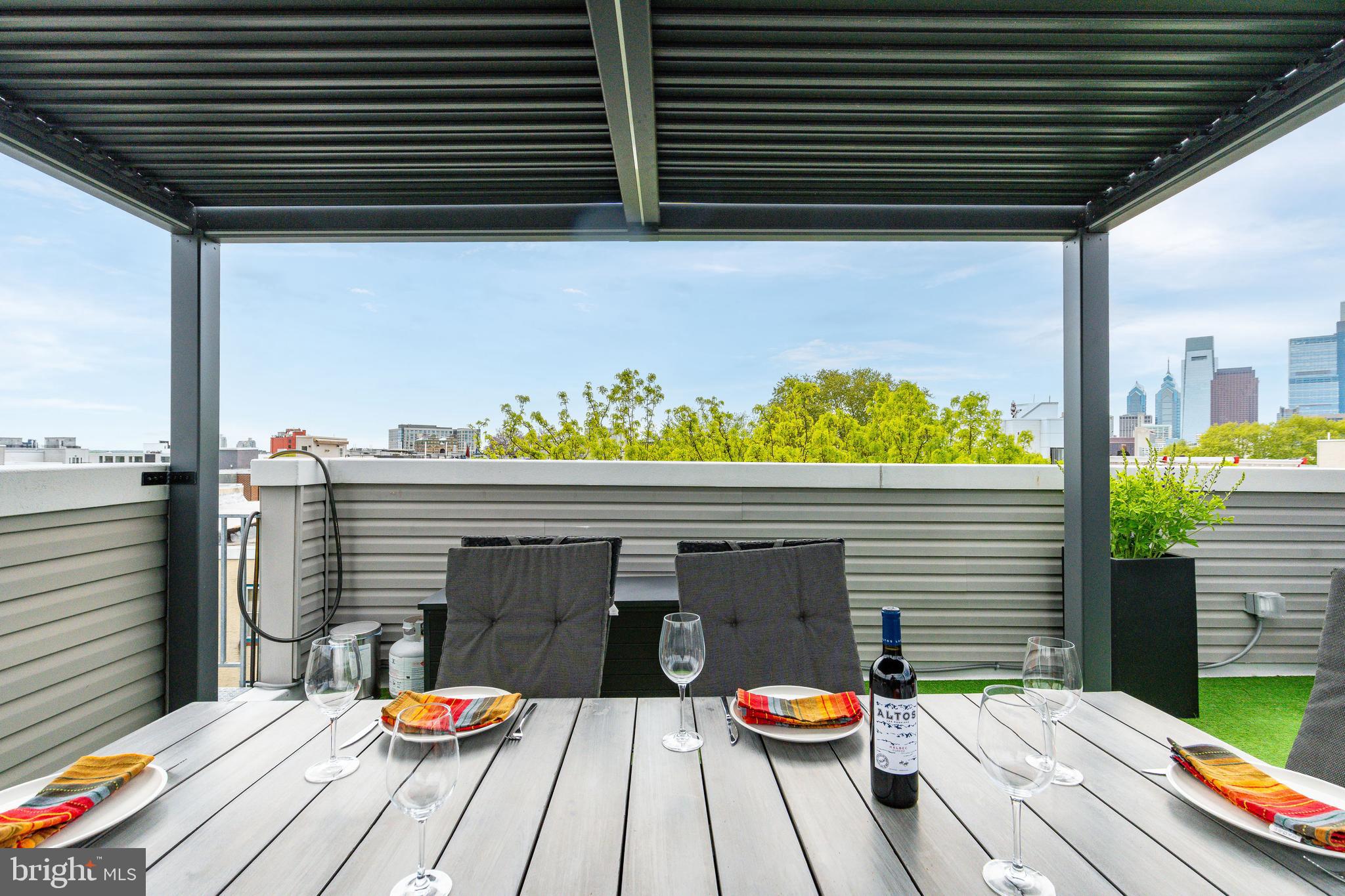 839 PERKIOMEN STREET