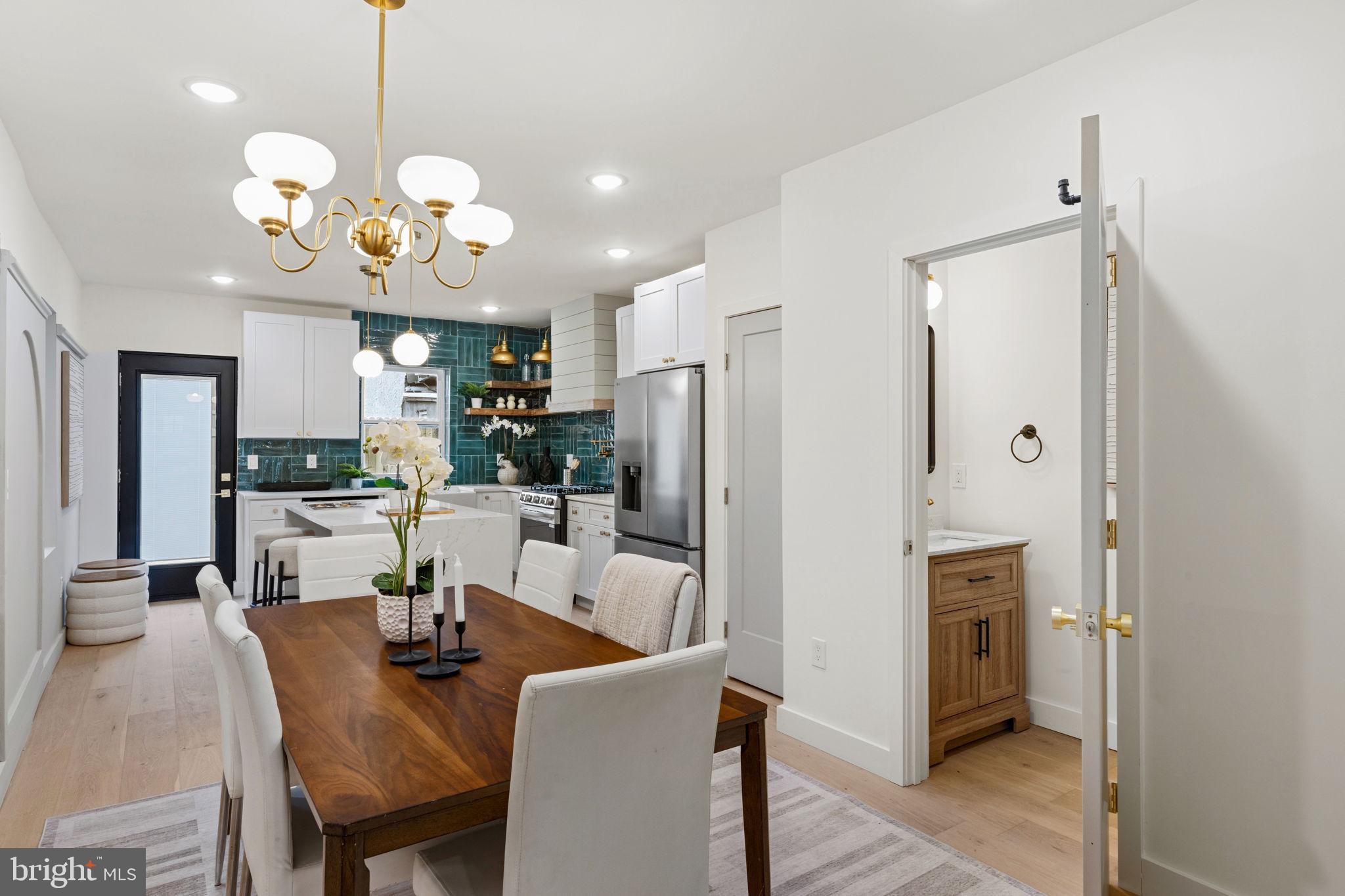 1530 N LAWRENCE STREET