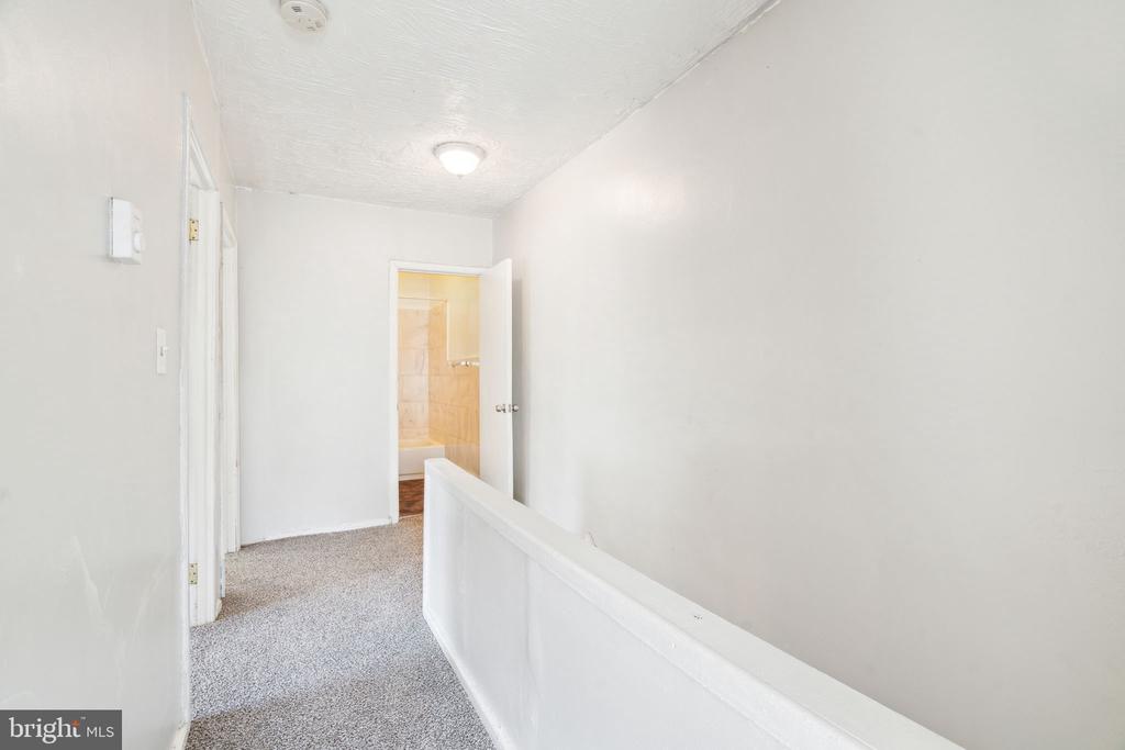 101 E PLEASANT STREET
