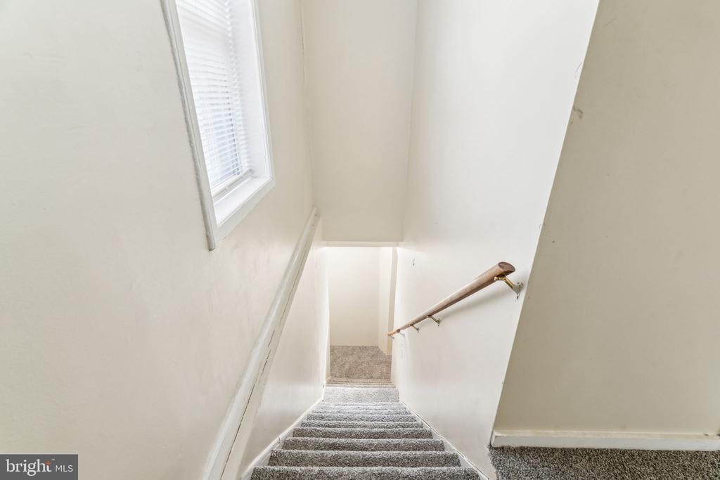 101 E PLEASANT STREET