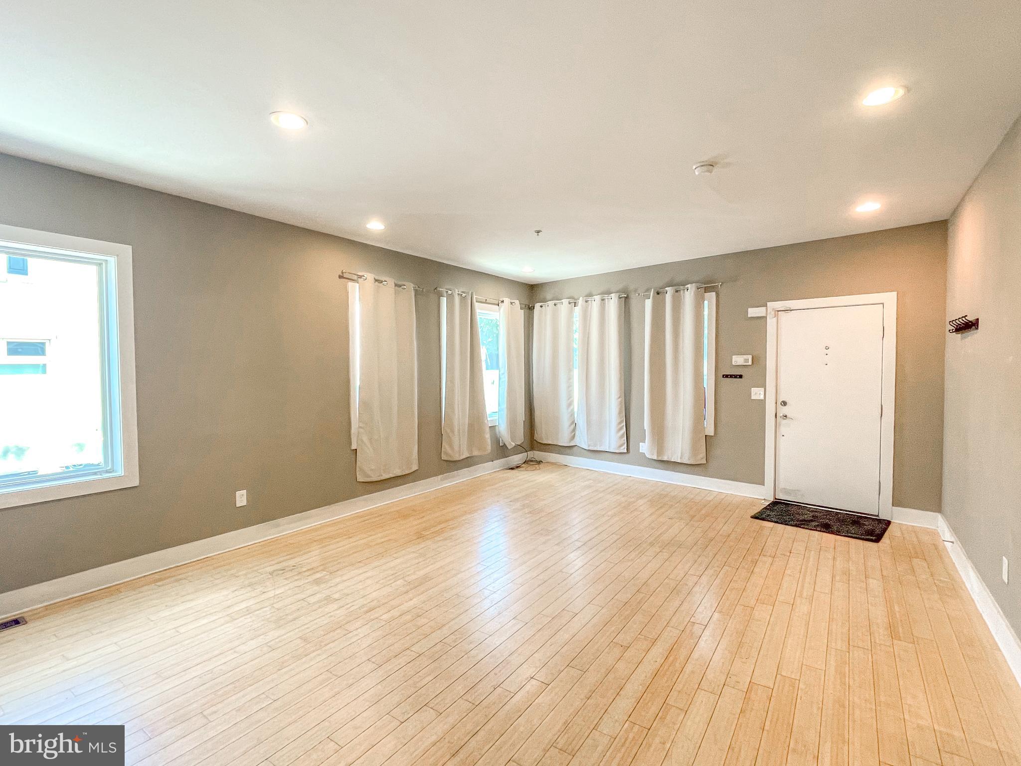 516 CARPENTER STREET