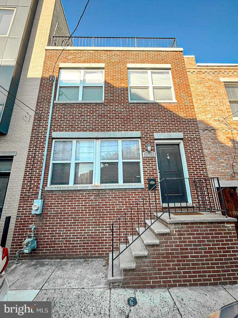 1114 GREENWICH STREET