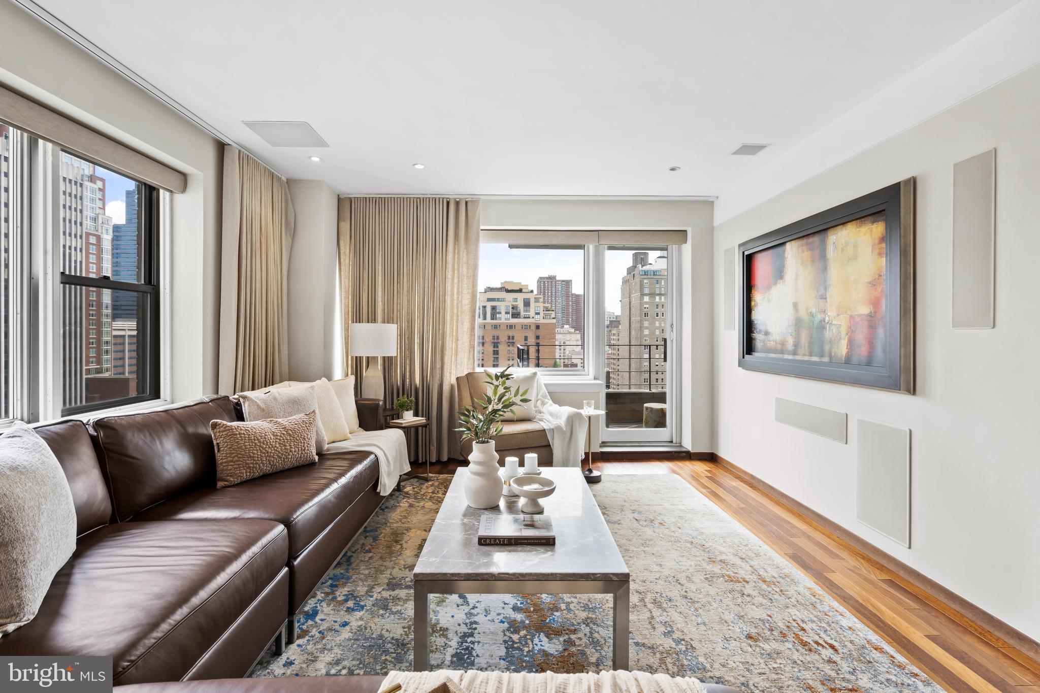 220 W RITTENHOUSE SQUARE 18A