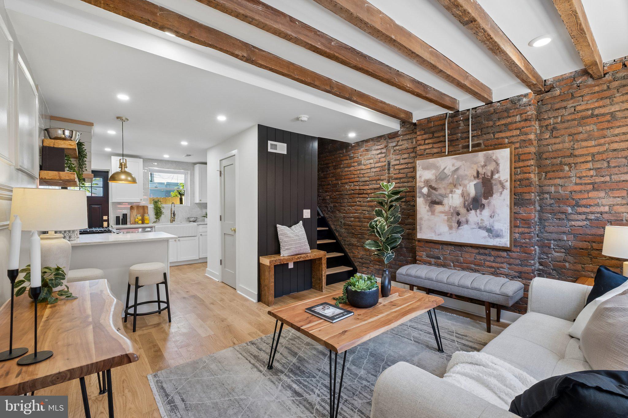 924 CANTRELL STREET