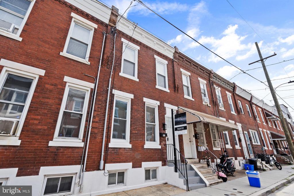 1912 HOFFMAN STREET