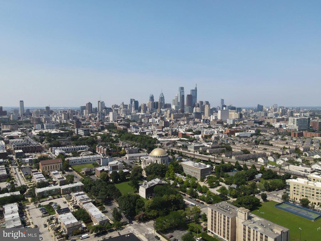 956 N 6TH STREET